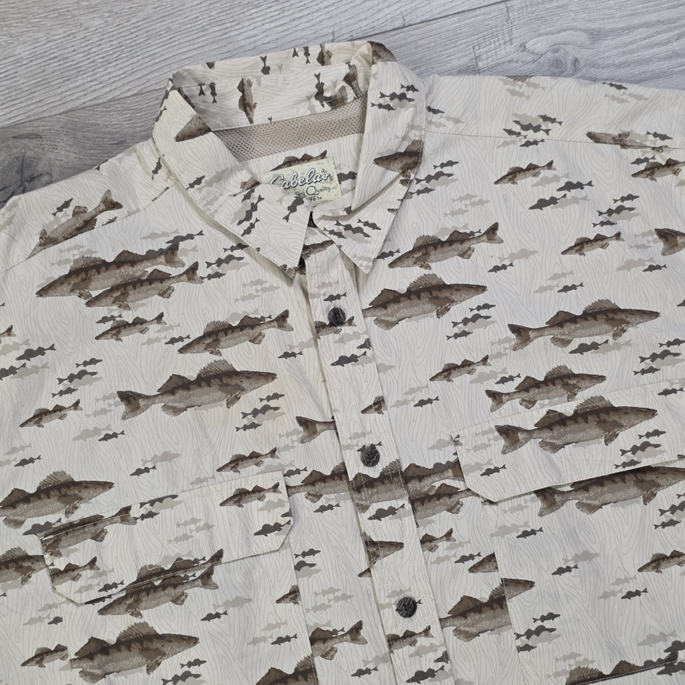 Cabelas Vented Fishing Shirt Fish All Over Print Men's Size XL Cream Brown NWOT